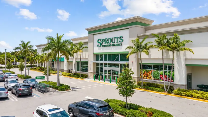 Sprouts Farmers Market Miramar storefront on Miramar Parkway